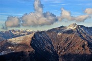 78 Zoom su Cima Menna con nuvole